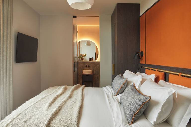 Apartment  Silverstone