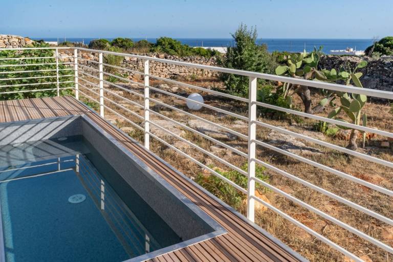 Charming house with hot tub, barbeque & yard | Dogs allowed — photo 2