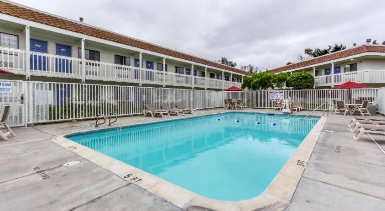 Motel 6 Salinas, CA - North Monterey Area — photo 2