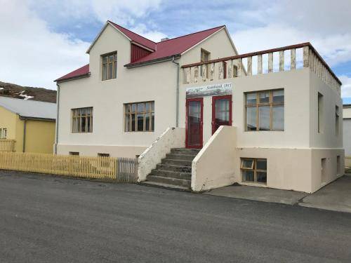 Bed and breakfast Strandabyggð