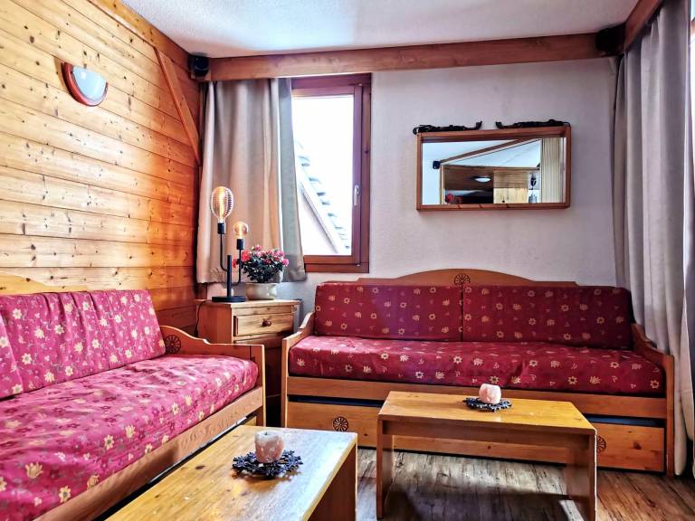 Holiday apartment with 4 rooms for 8 persons in Les Belleville