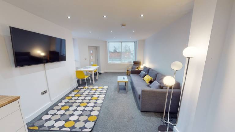 Apartment Hull
