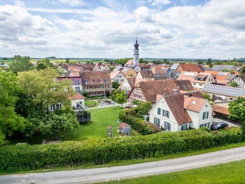 Rental apartment with grill, yard & patio in Ansbach