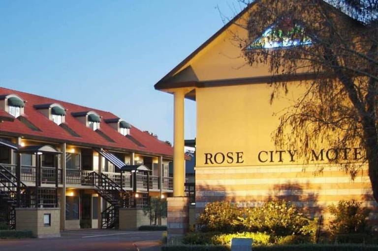 Rose City Motel