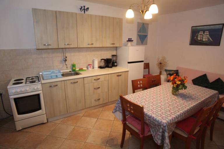 Rental apartment with garden | Garden view — photo 3