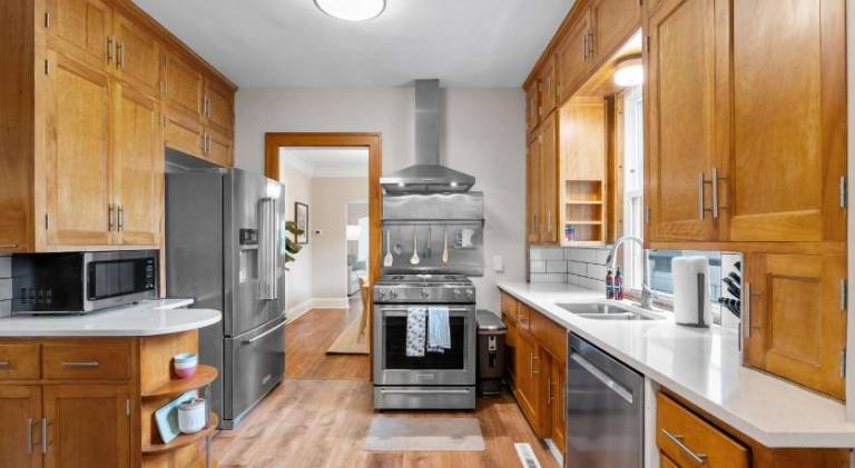 Fully equipped house with yard | Perfect for remote work | Pet-friendly — photo 2
