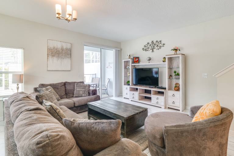 Pet Friendly! Townhome w/ Pool in ChampionsGate — photo 4