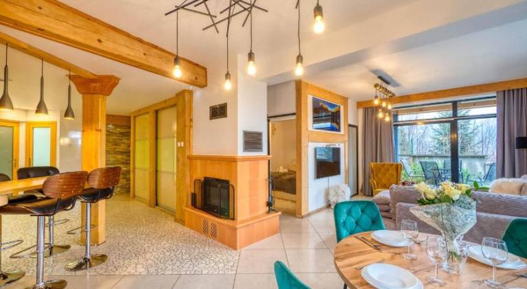 Nice vacation home with sauna, pool & yard | Pet-friendly — photo 4