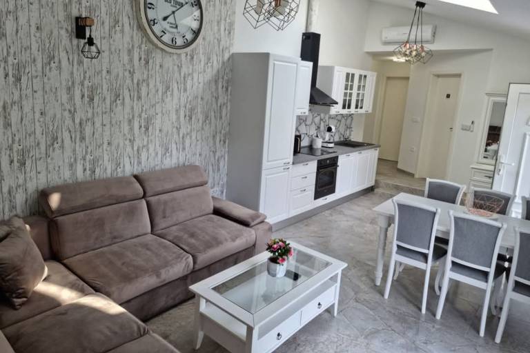 Apartma Marezige
