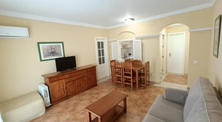 Rental apartment with pool — photo 2
