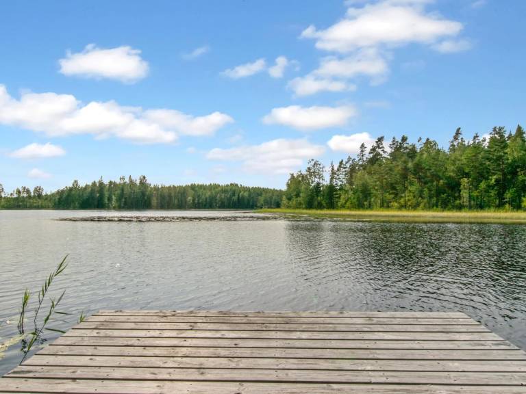 Vacation home with terrace & sauna | Nature view — photo 3