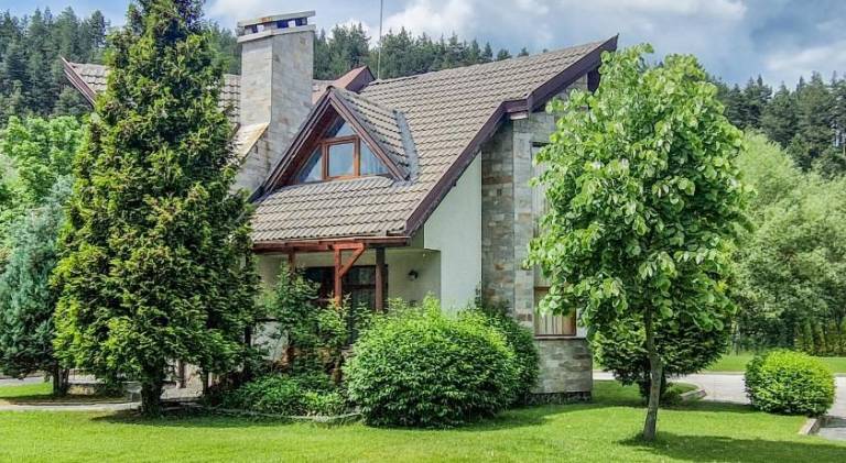 Charming villa with sauna & hot tub | Dogs allowed in Razlog