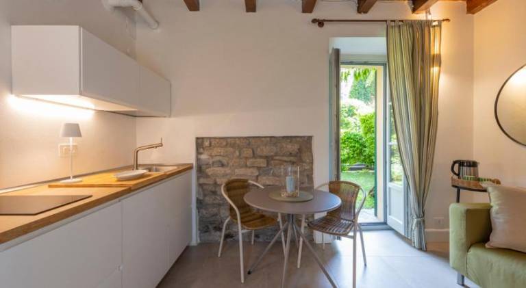 Apartment | Close to Como Cathedral | Pets allowed — photo 3