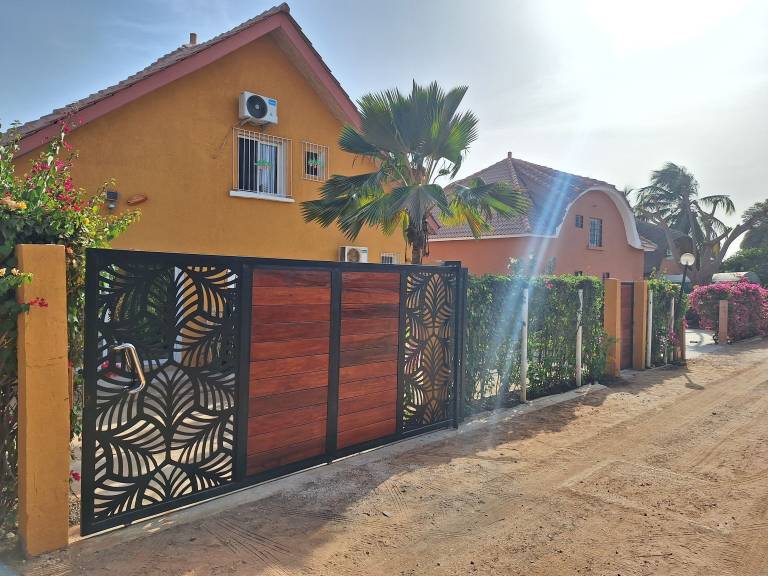 Villa Saly