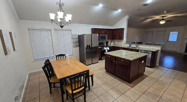 House with pool in Grand Prairie, TX