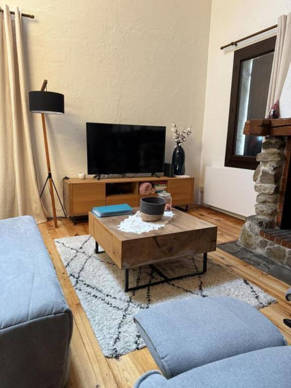 Gite with barbecue, yard & patio | Next to the ski | Pet-friendly — photo 2