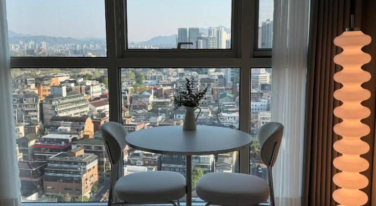 Beautiful serviced apartment with garden | Pets are welcome — photo 2