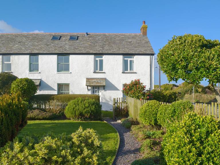 Tregatta Terrace