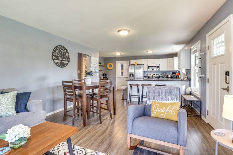 Charming McMinnville Home - Walk to Wineries! — photo 5