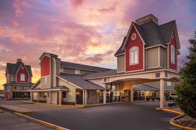 Best Western Green Tree Inn in Clarksville, IN