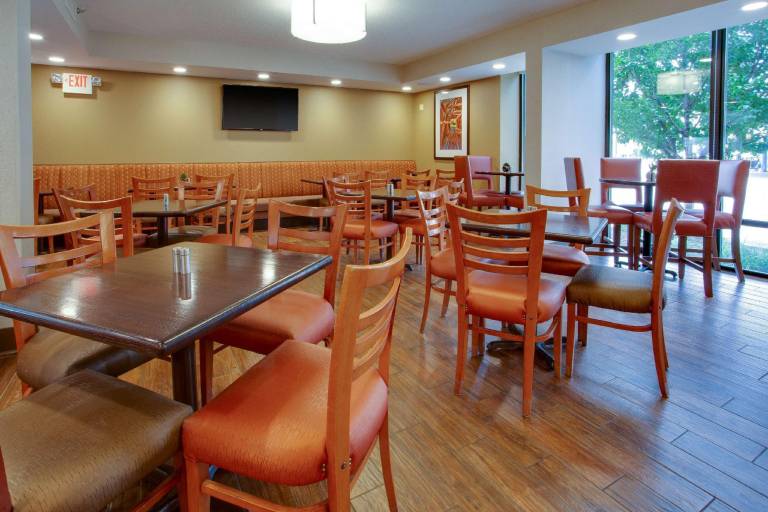 Drury Inn & Suites Terre Haute — photo 4