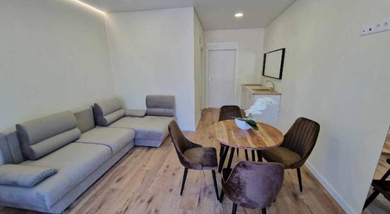 Serviced apartment with terrace — photo 5