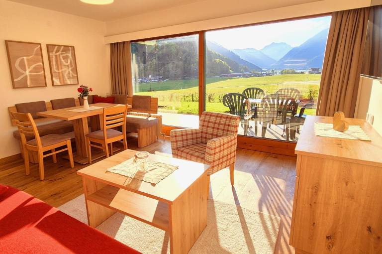 Ferienwohnung in Eben am Achensee, Maurach für max. 2 Personen Ferienwohnung in Eben am Achensee, Maurach für max. 2 Personen