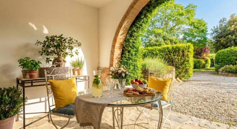 Podere Annesso - Tuscany Vineyard Villa with Pool in Castelnuovo Berardenga
