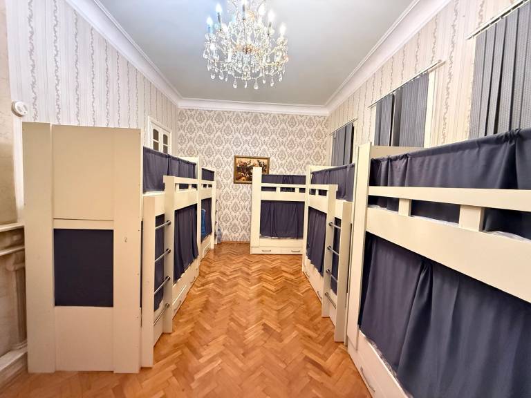 Fully equipped nice rental apartment with hot tub | Next to Nizami Street | Good for workation | Pets are welcome — photo 3