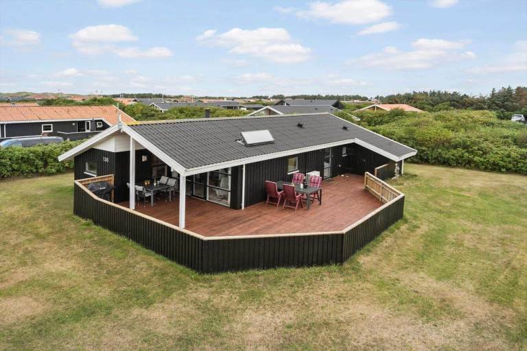 Fully equipped house with barbecue & terrace | Pets allowed in Harboore