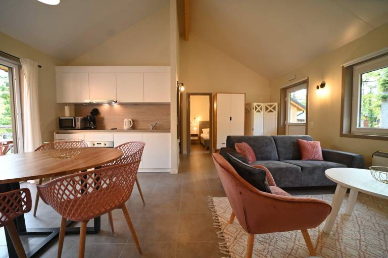Vacation home with patio | Dogs allowed — photo 4