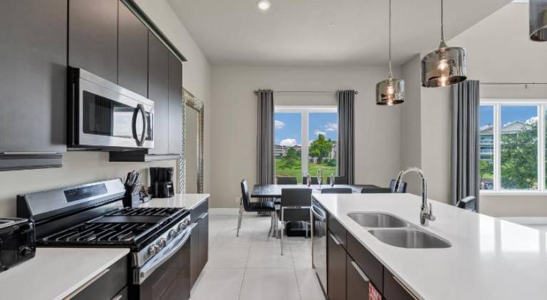 Rental apartment with pool & jacuzzi — photo 4