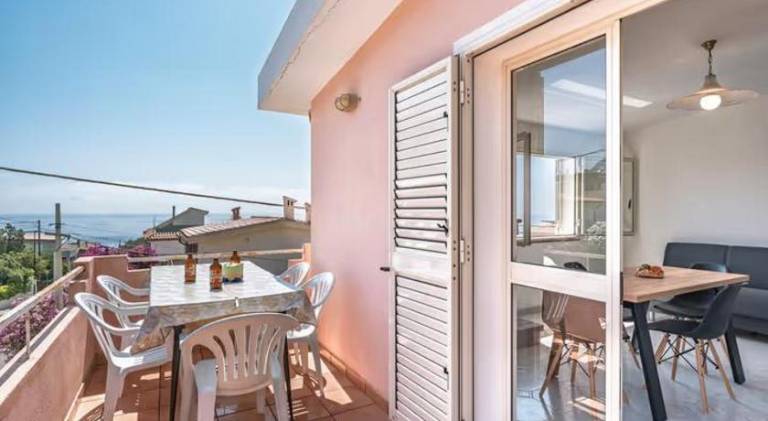 Rental apartment with 2 rooms for 5 persons — photo 3