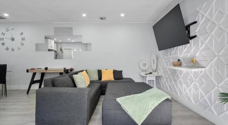 Vacation home with yard & barbeque | Suitable for remote work — photo 3
