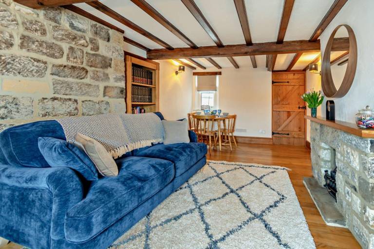 Fully equipped beautiful vacation home with garden | Beach nearby | Dogs allowed — photo 2