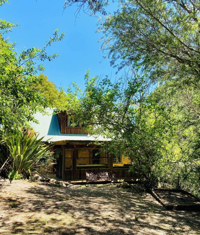 House  Hepburn Springs