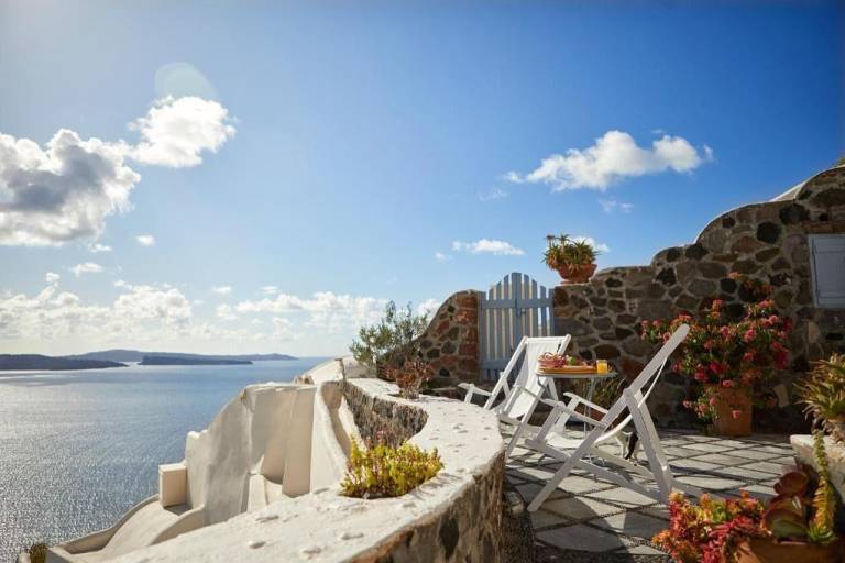 Rental apartment with patio | Perfect for remote work — photo 2