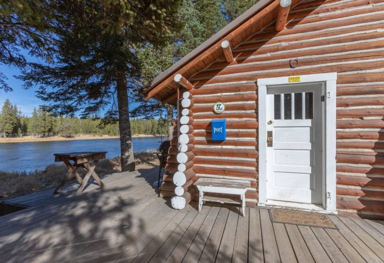 Cabin  Island Park