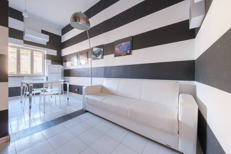 Apartment 'Via Medici' with Shared Terrace, Wi-Fi and Air Conditioning — photo 2
