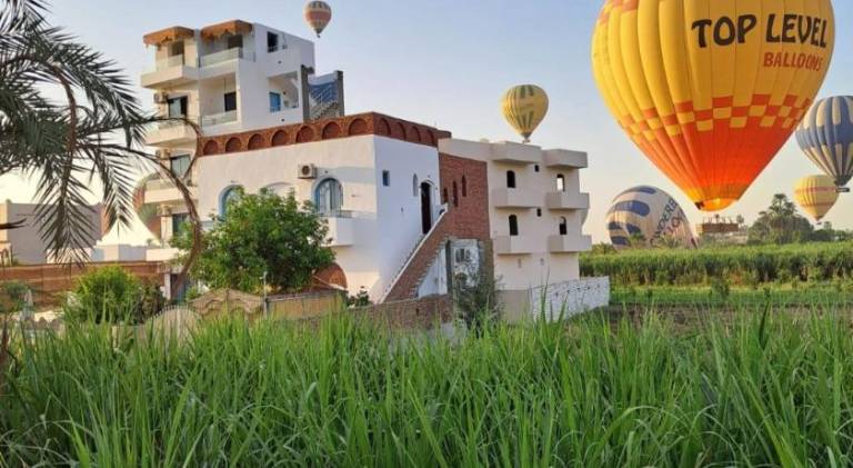 Flower Of Life Hotel in Luxor