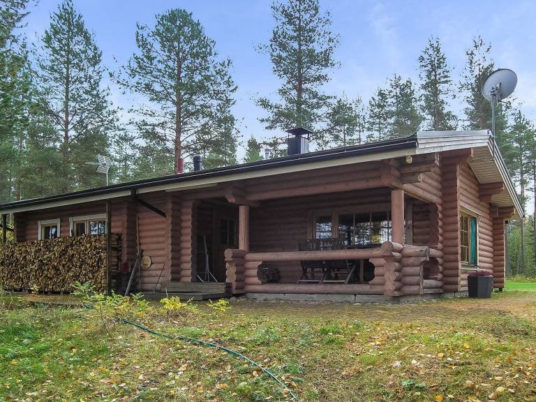 Vacation home with sauna & terrace | Nature view — photo 3