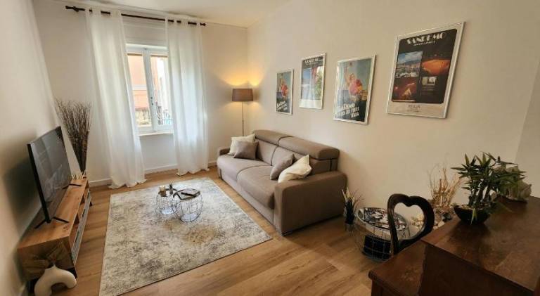 Pleasant holiday apartment | Close to the beach | Pets are welcome in Sanremo