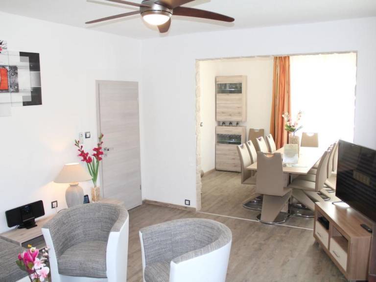 Spacious house with garden, barbeque & terrace | Pets are welcome — photo 3
