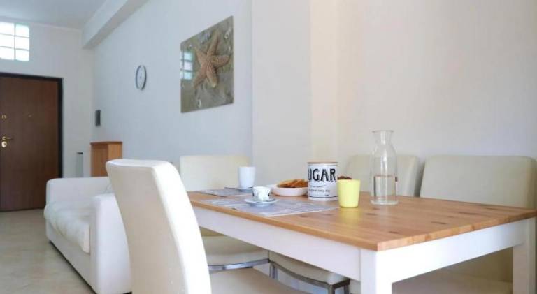 Rental apartment with 2 rooms for 4 persons — photo 3
