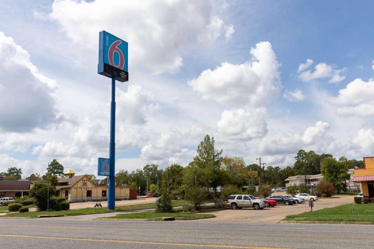 Motel 6 Lufkin, TX — photo 3