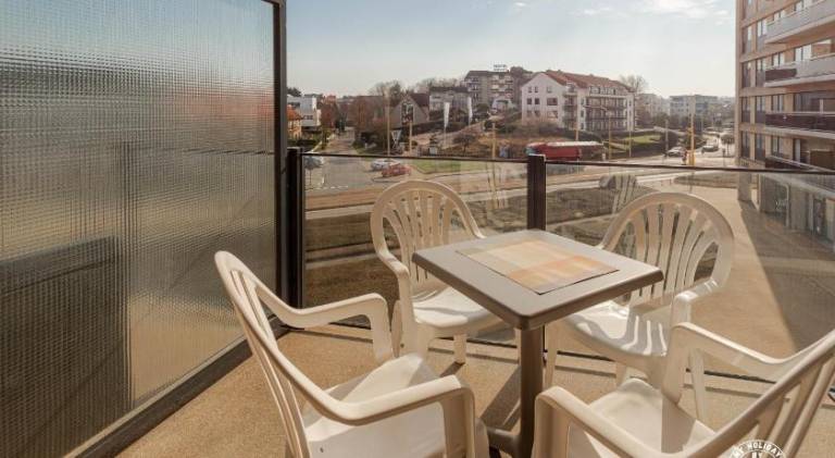 Pleasant holiday apartment with patio | Next to the beach | Pets are welcome — photo 5