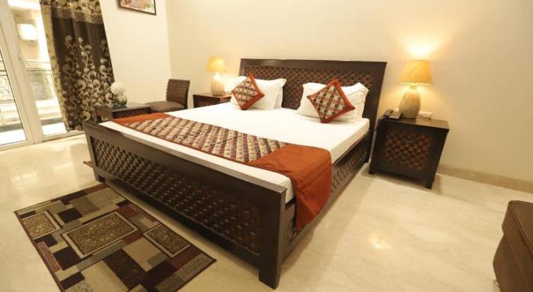 Private room  Safdarjung Enclave
