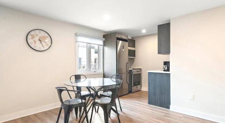 DUPLEX 6 BEDROOMS IN HEART OF PLATEAU MONT-ROYAL — photo 5