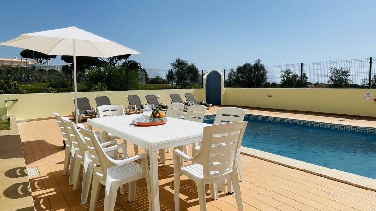 Fully equipped villa with yard, barbecue & private pool | Pets are welcome — photo 2