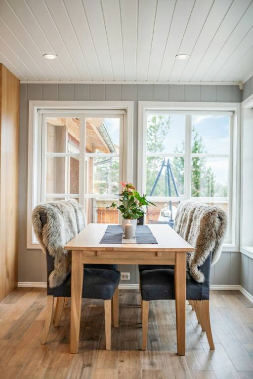 Family-friendly ample vacation home with BBQ, yard & terrace | Pets allowed — photo 4